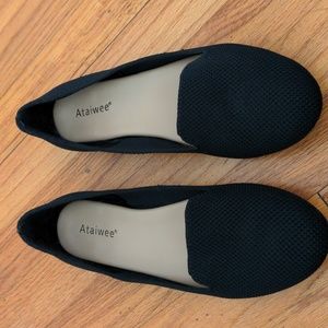 Like new Ataiwee black knit mules size 8.5
